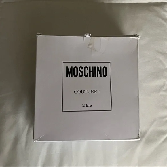 Authentic Moschino Woman’s Belt